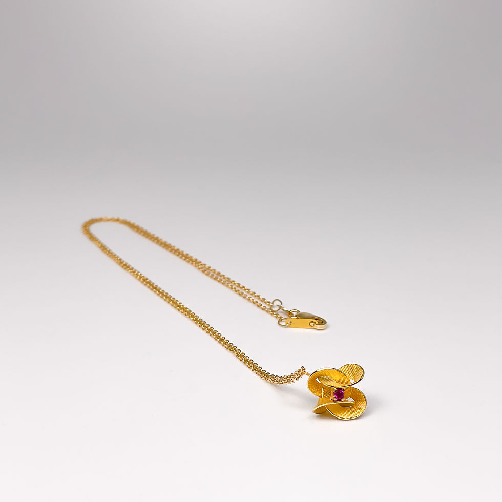 Gold Double Could Pentant