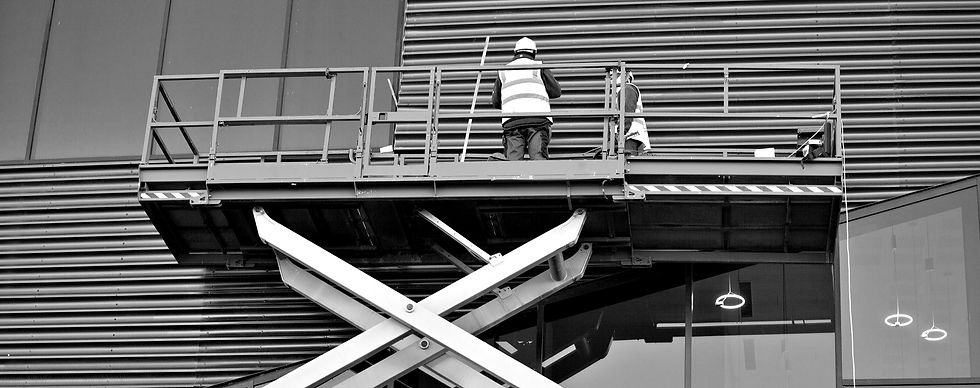 GENIE SCISSORLIFT_edited.jpg