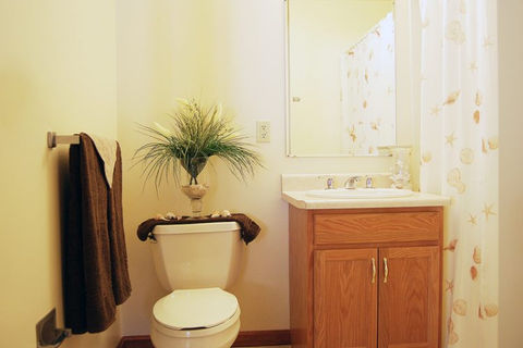 gables bathroom