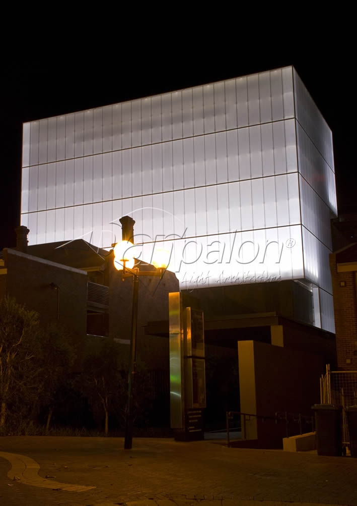 Facade,Commercial_and_Retail,16mm,Clear,Australia3 (2).jpg