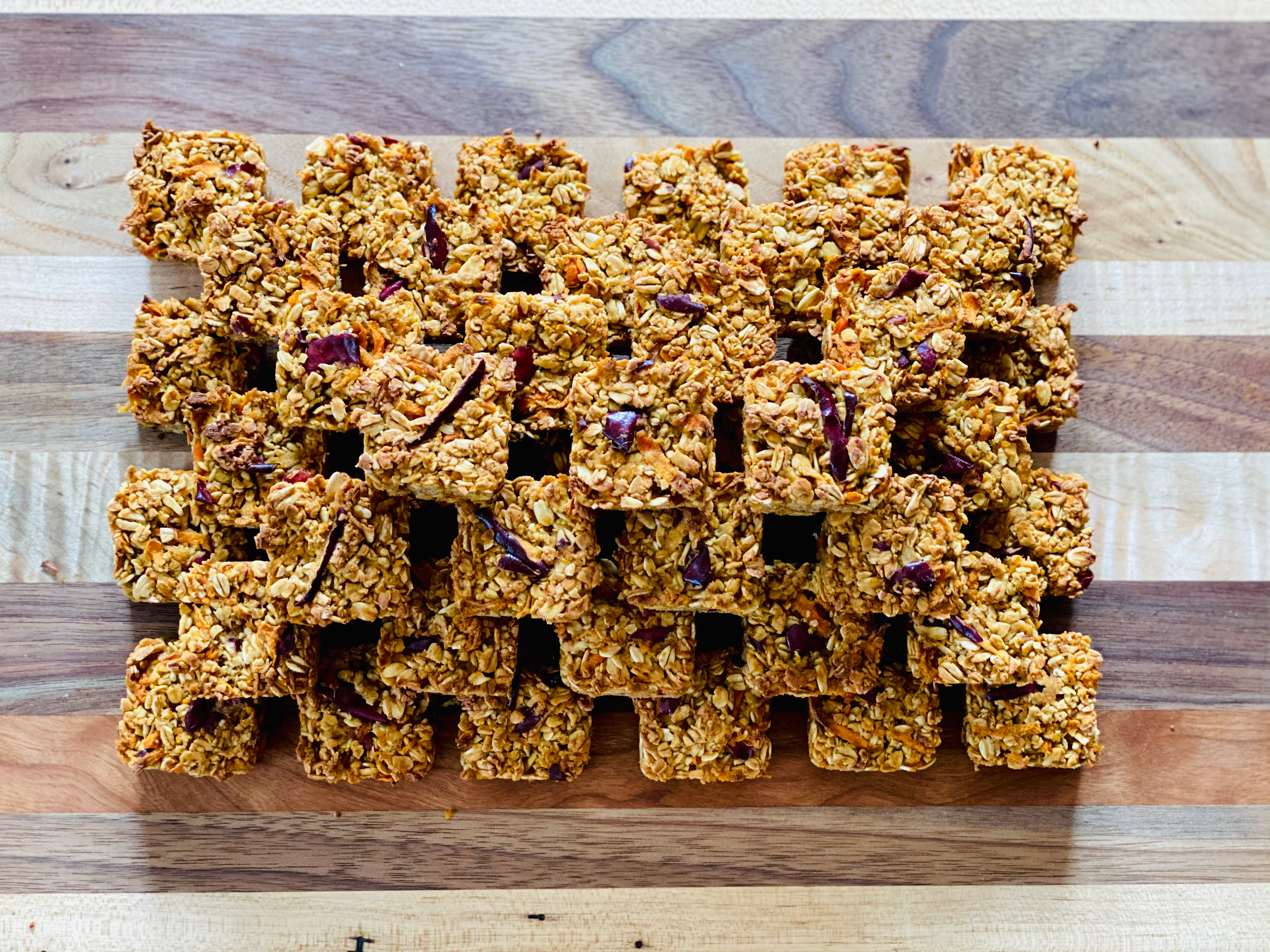 EQUINE - THE RED APPLE TREE-T 2-PACK (2x24 count)