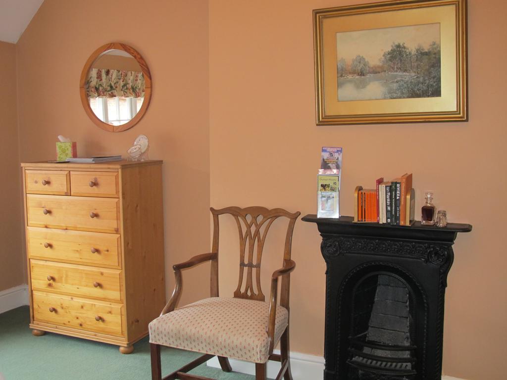 Luxury Bed and Breakfast Chester Cotton Farm B&B The Twin Room