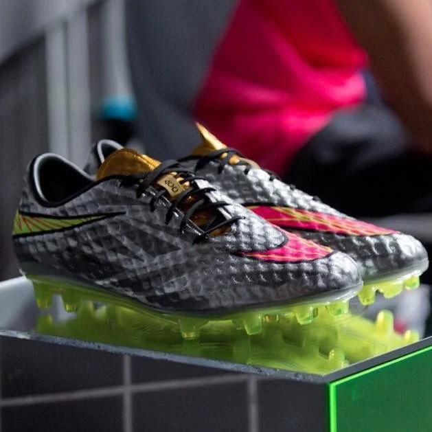 nike hypervenom liquid diamond
