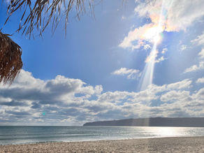 Какво има в плажната ми чанта това лято (и какво вече никога няма да сложа там)
