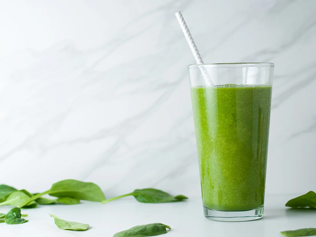glowing-green-smoothie-h-1.webp