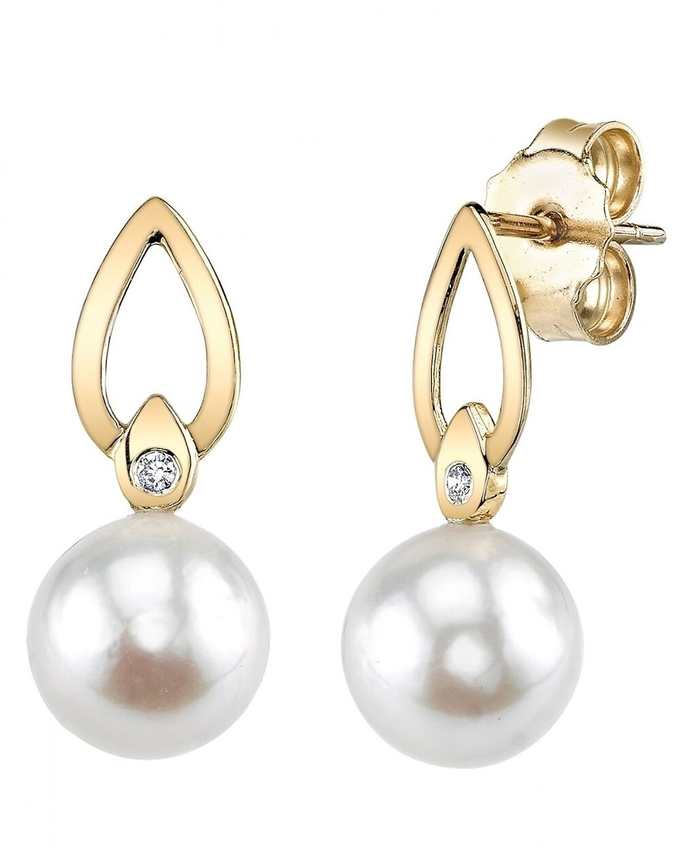 Thumbnail: Freshwater Pearl Drop Earrings - Isla Design