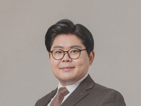 투자자산운용사, 경제 및 투자교육 전문가, DCG 대표