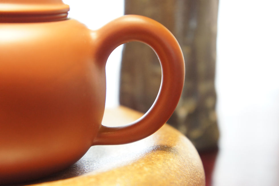 サムネイル： Clear cement purple clay teapot