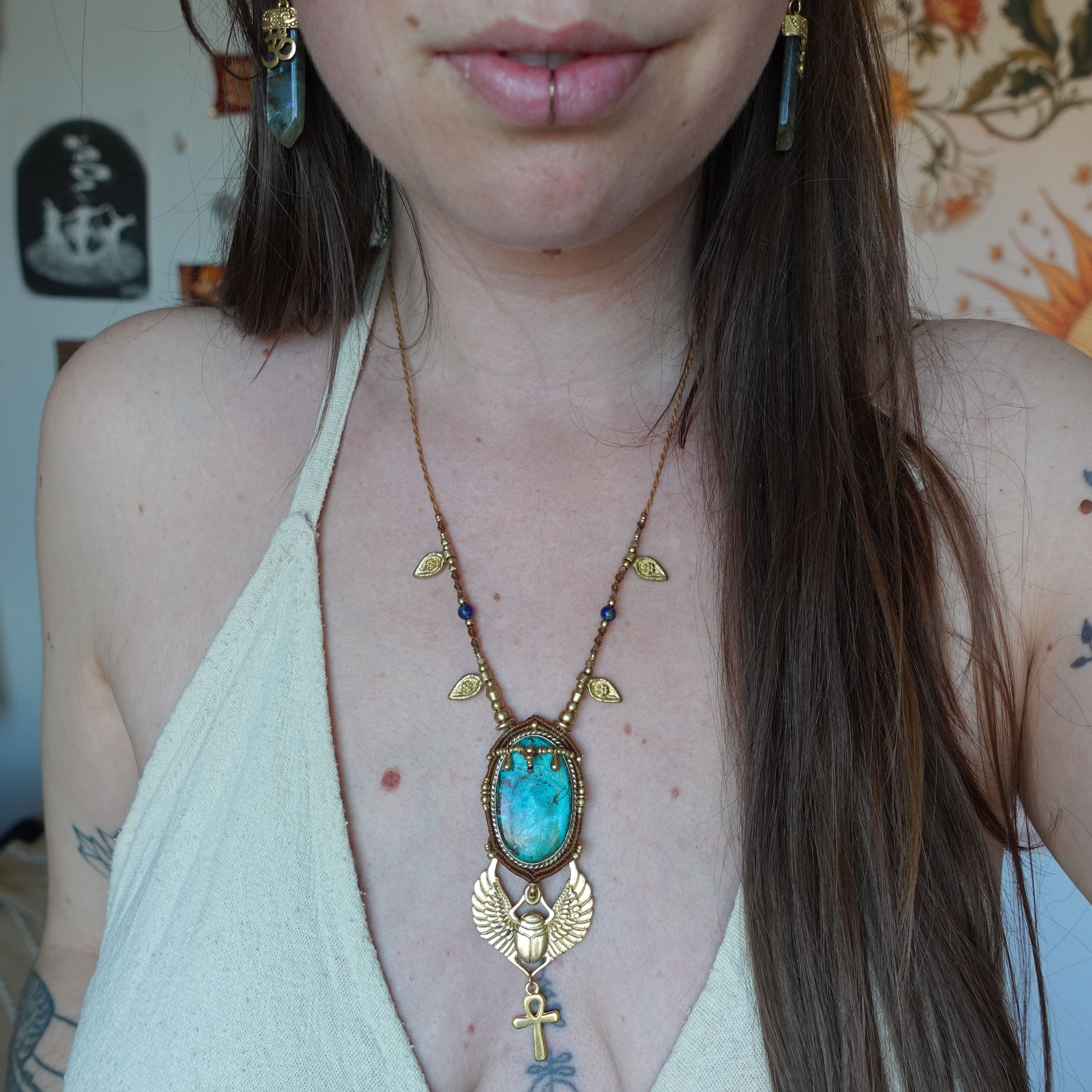 Hōruus 𓇊 Talisman micro macramé Chrysocolle & Lapiz lazuli