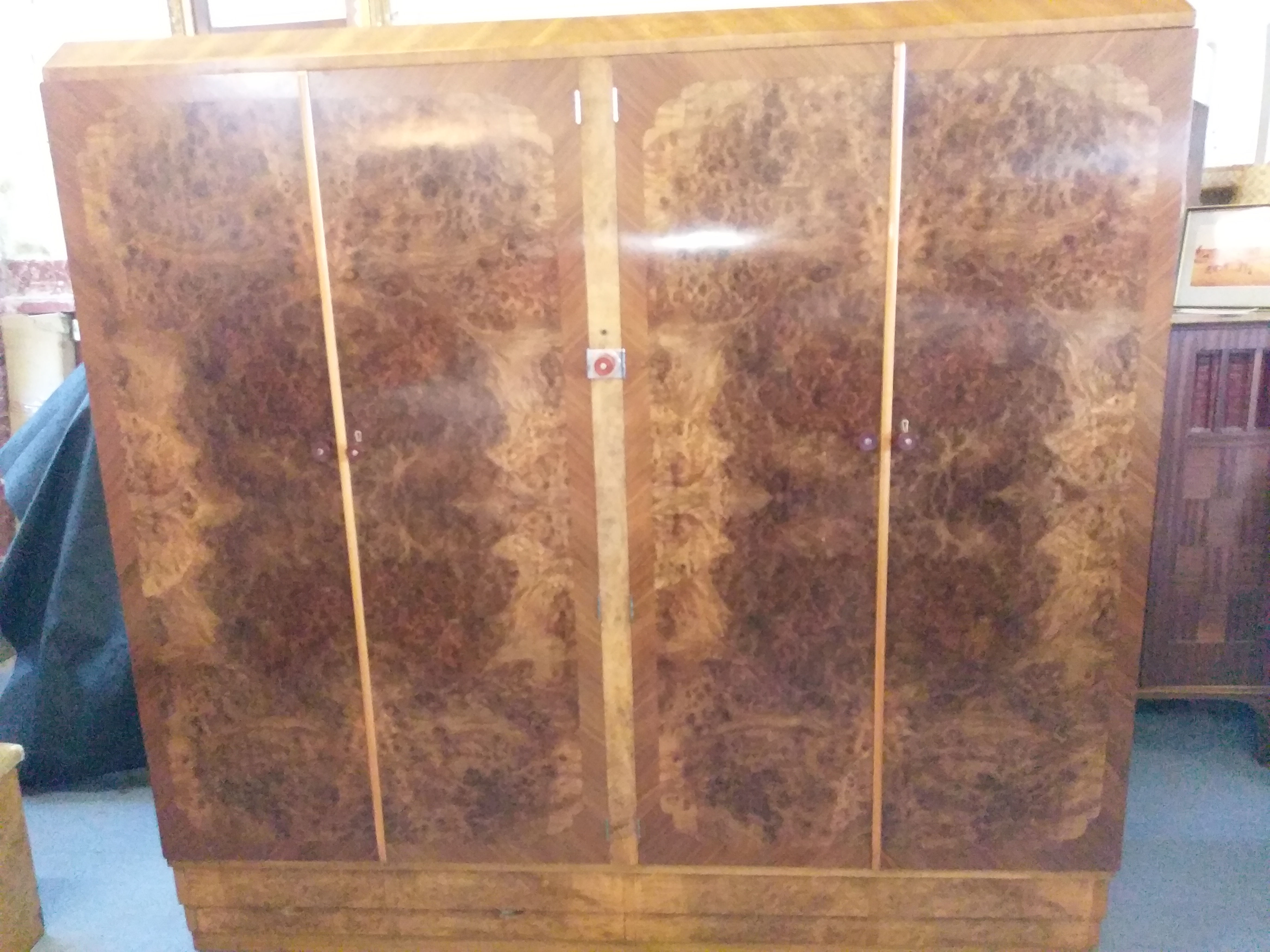 Superb Art Deco Burr Walnut veneered Compactom c1930