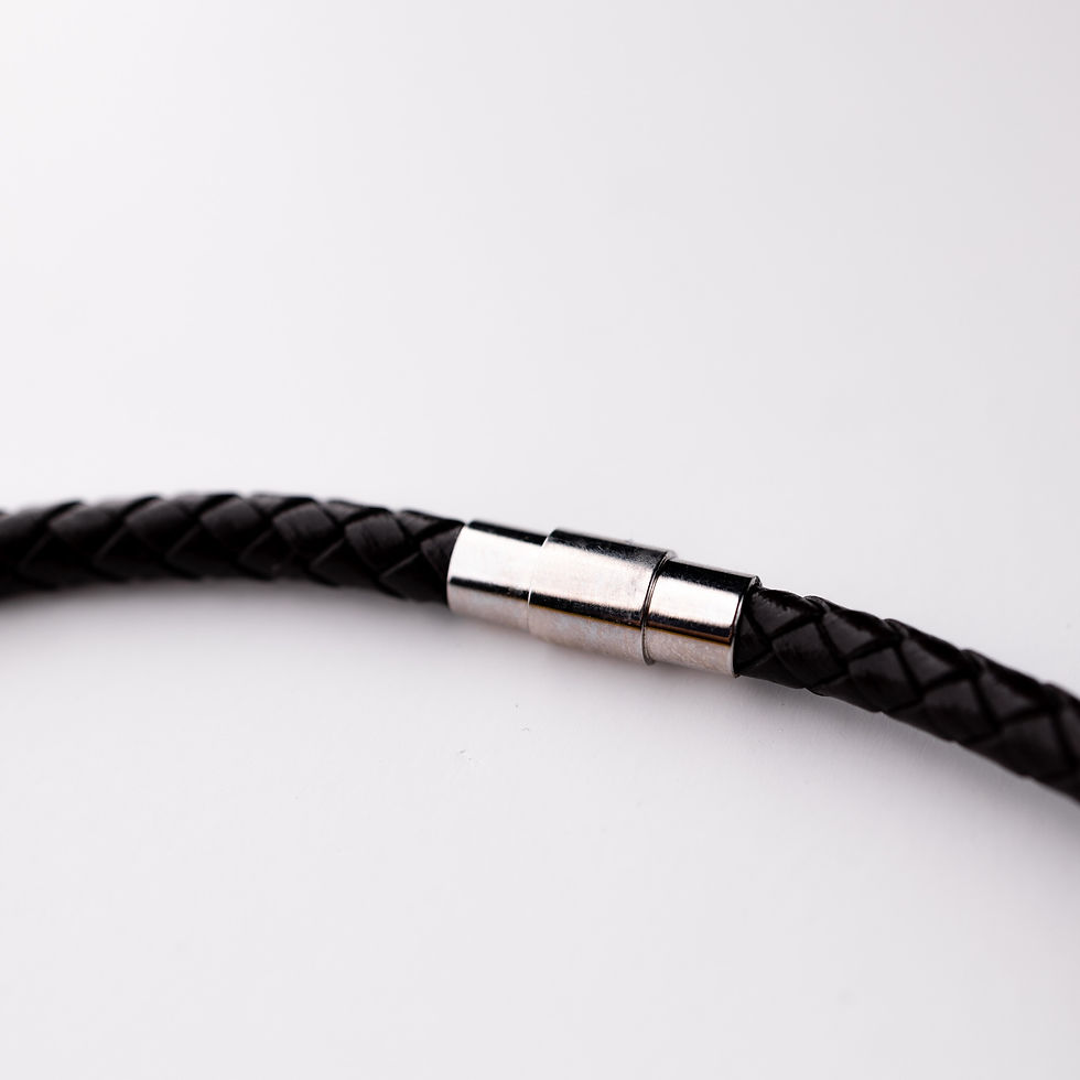 Thumbnail: Circle necklace Black with Orange