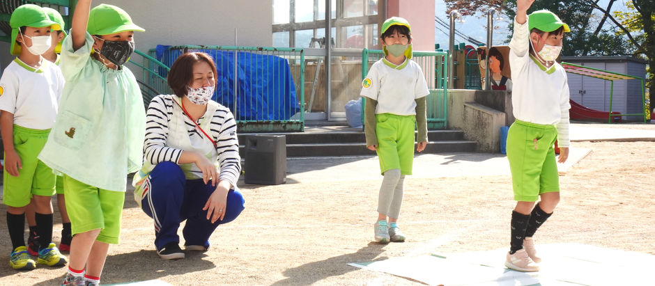 道路の渡り方、約束を教えてもらいました。