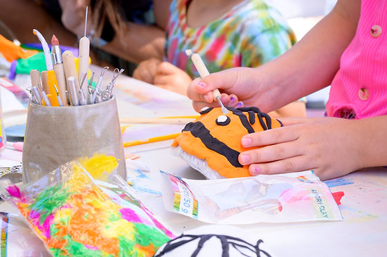 Kids creating art photo 1. Photo courtesy of Dare Arts and Biff Jennings..jpeg