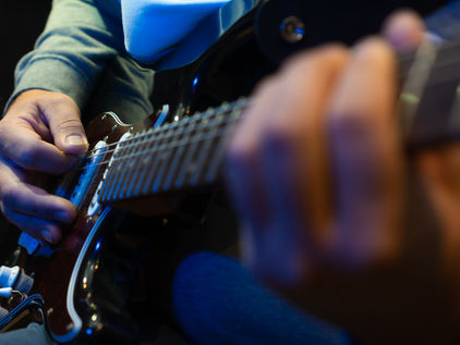 Rockin‘ all over the world: Webinare entlang des Sonnenverlaufs