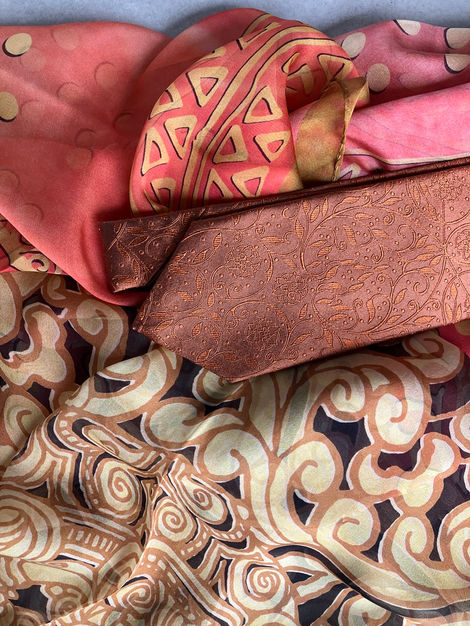 Silk Scarf and Silk Tie by iSHONi / Manuela Federica.