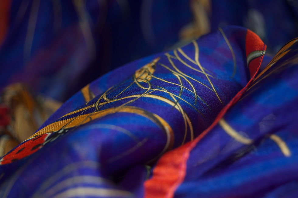 iSHONi Silk Scarf