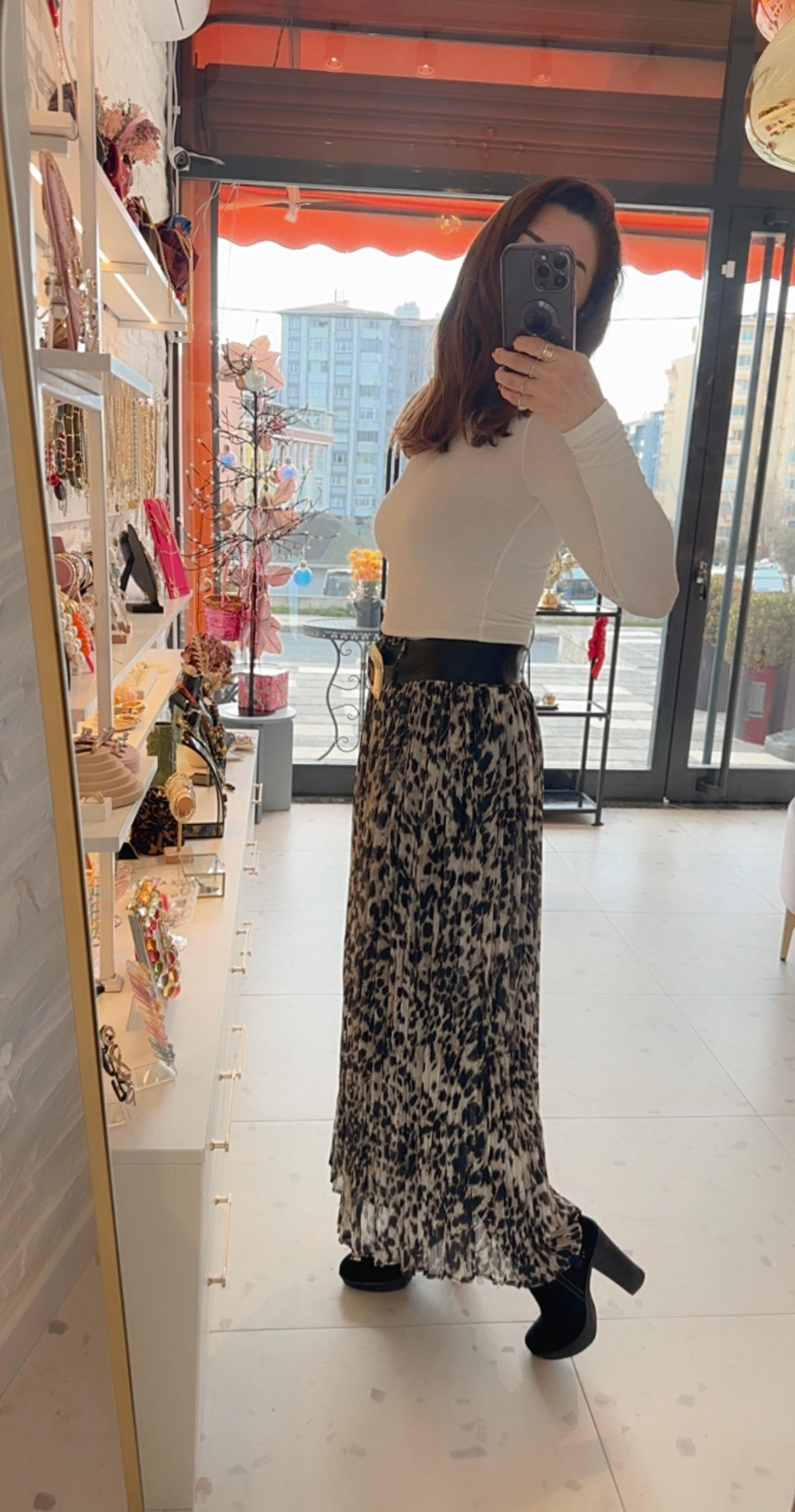 Wild Elegance – Pileli Leopar Etek