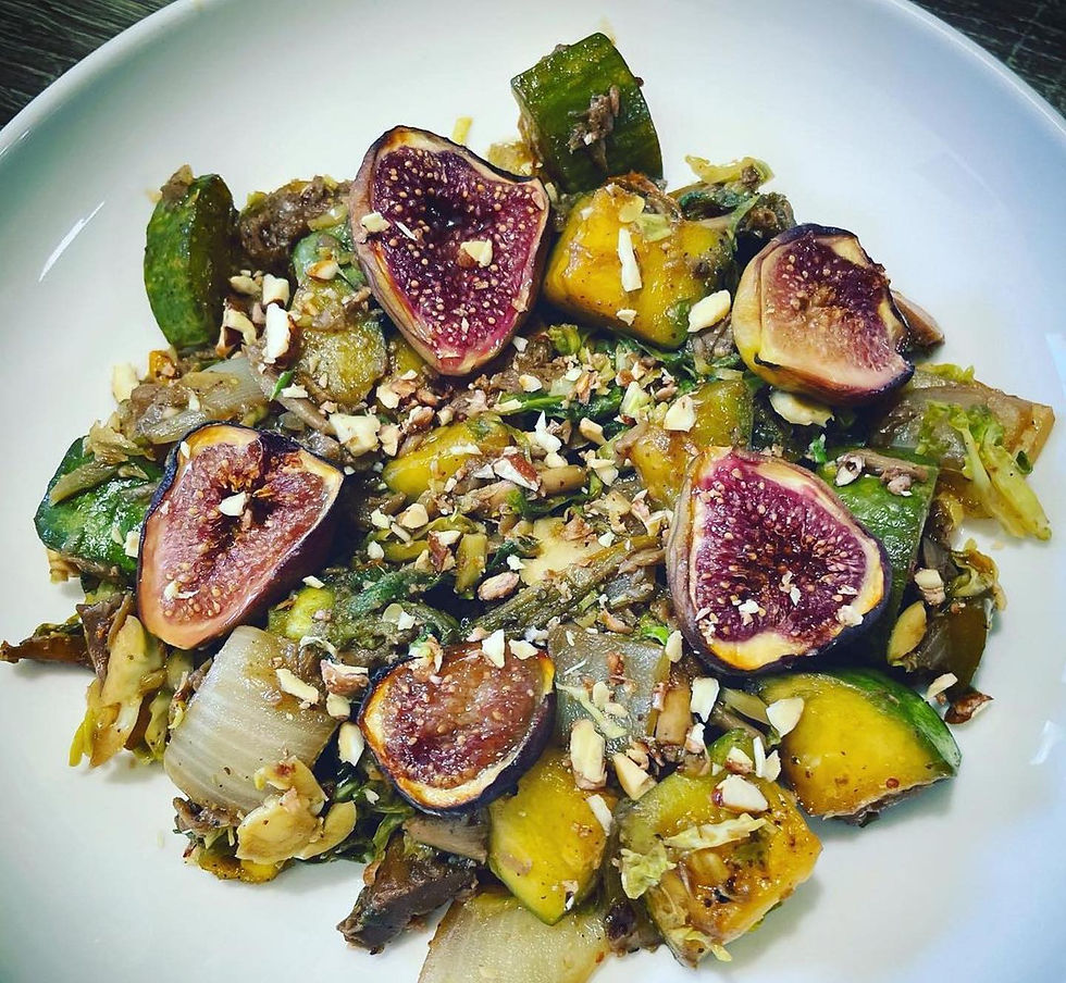 Zucchini and grilled fig salad