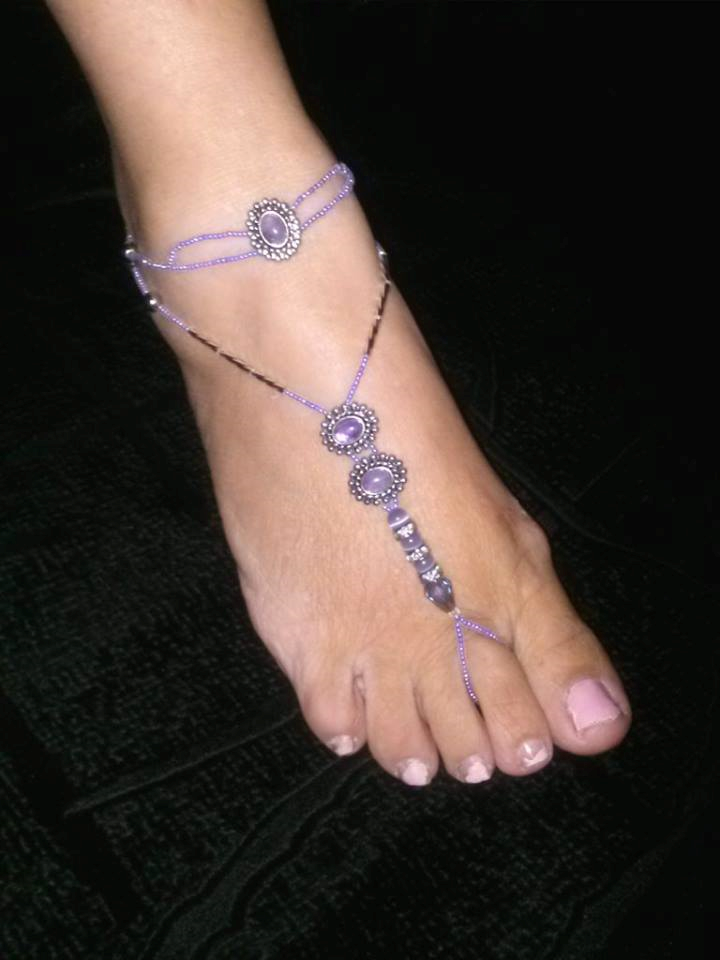 Lavender Cameo w/ anklets