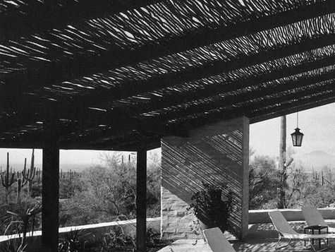Cliff May: The desert house