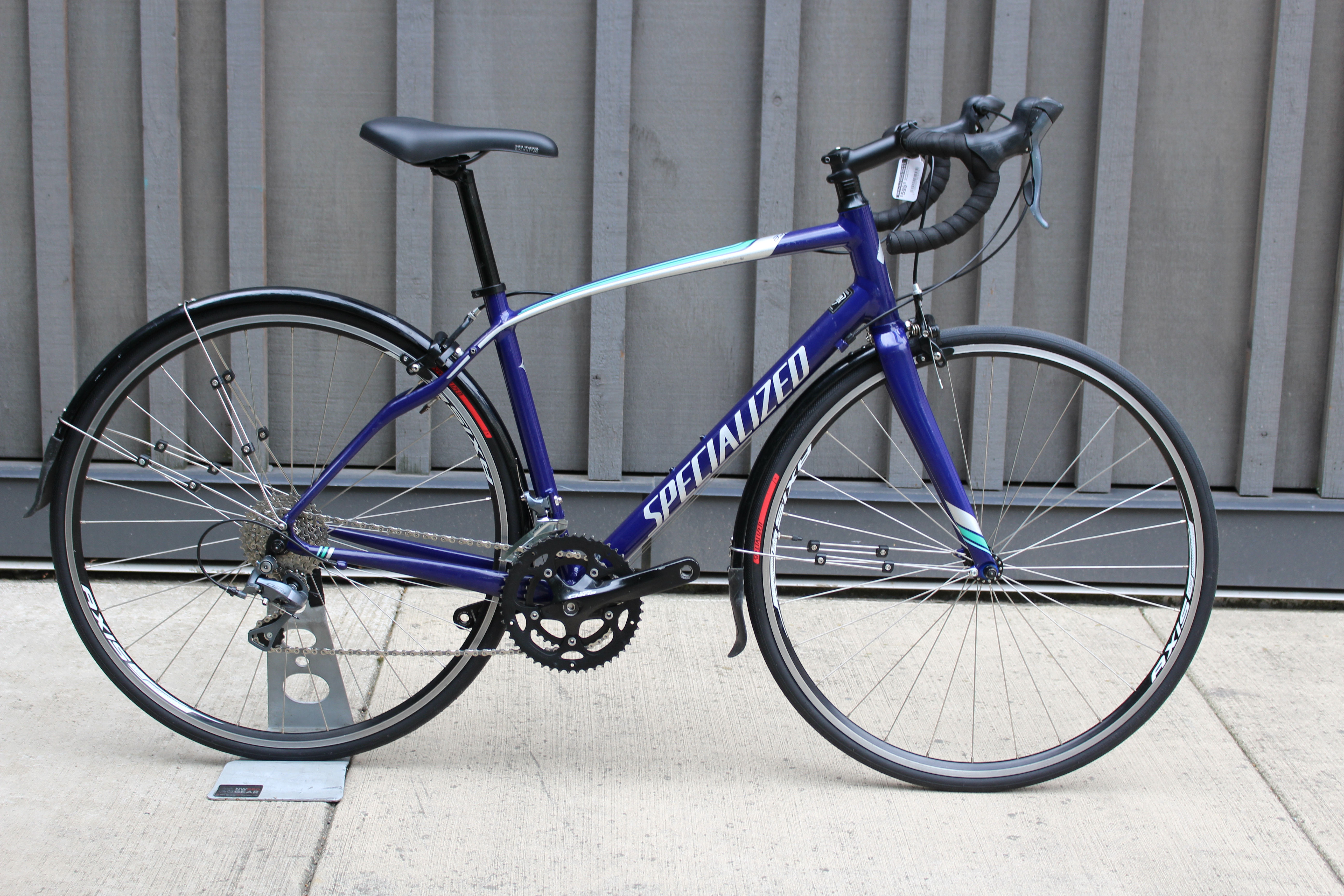 Specialized Dolce Aluminum Road Bike Shimano 2x8 52cm