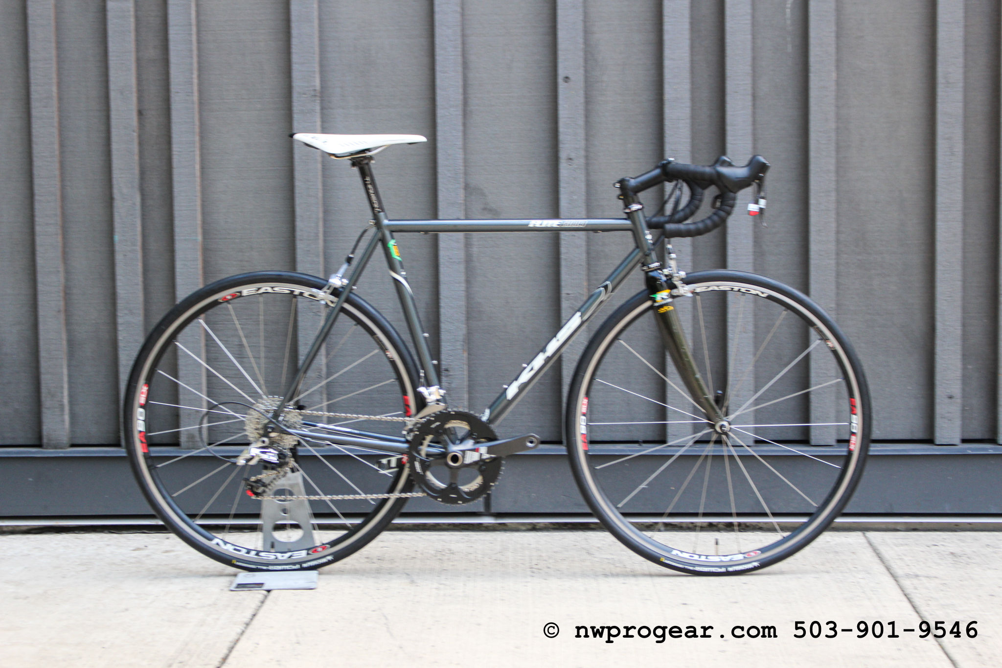 Top Spec KHS Flite 800 SRAM Red 2x10 Double Tap 853 Carbon Fork 56cm/Med-Lg