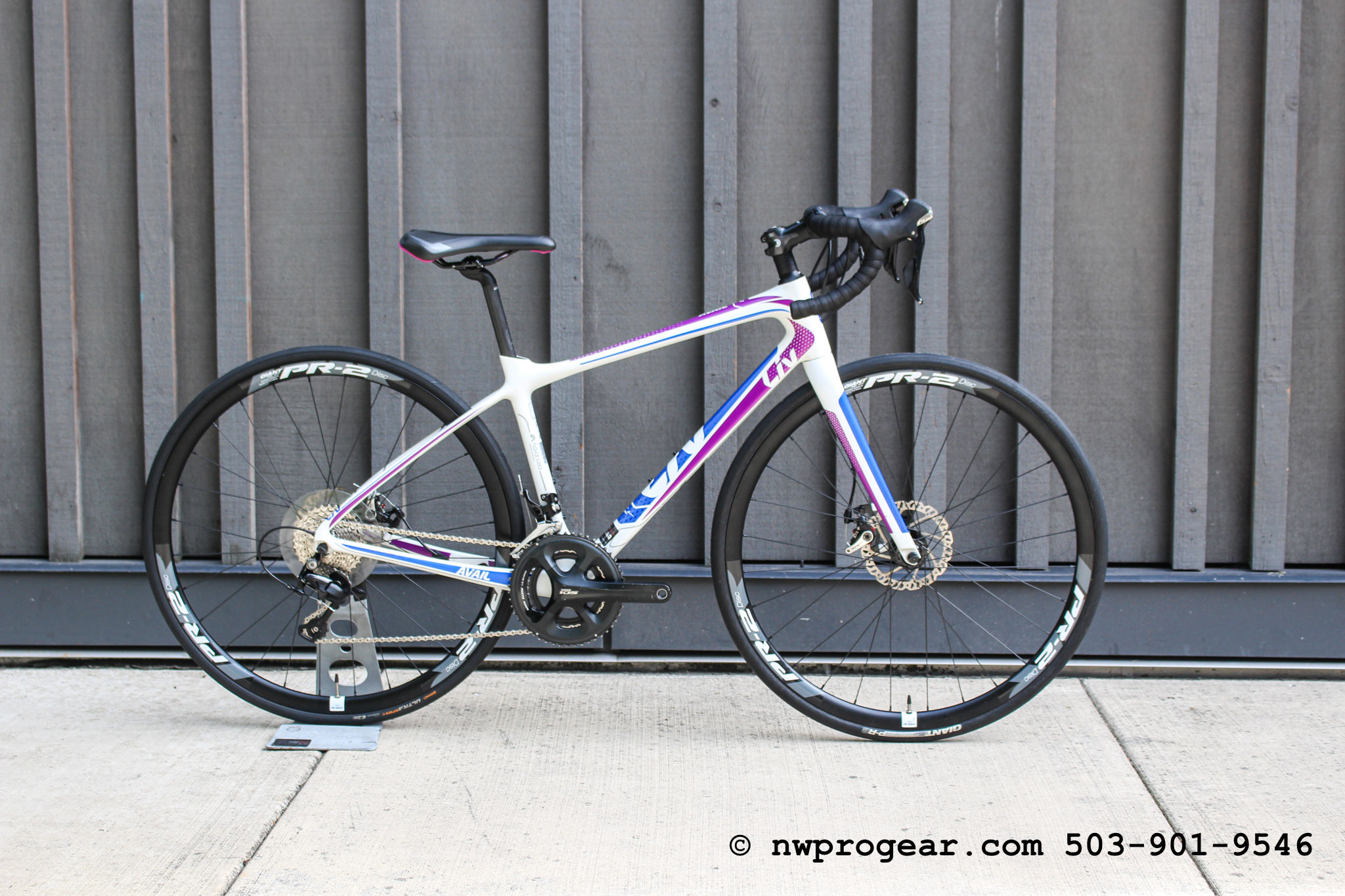 Liv Avail Advanced 2 Carbon Fiber Road Bike 105 2x11 50cm/Small