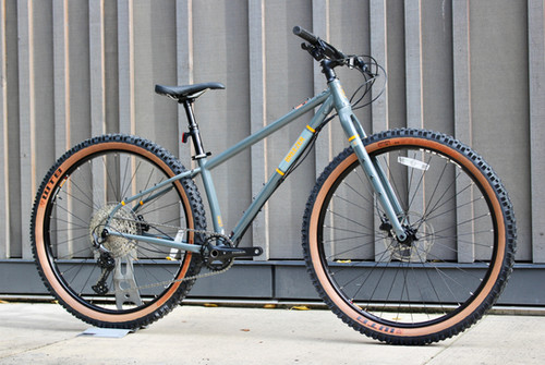T*N様 Breezer Thunder 26インチ クロモリ MTBフレーム T*N様 Breezer Thunder 26インチ クロモリ MTBフレーム T*N様 Breezer