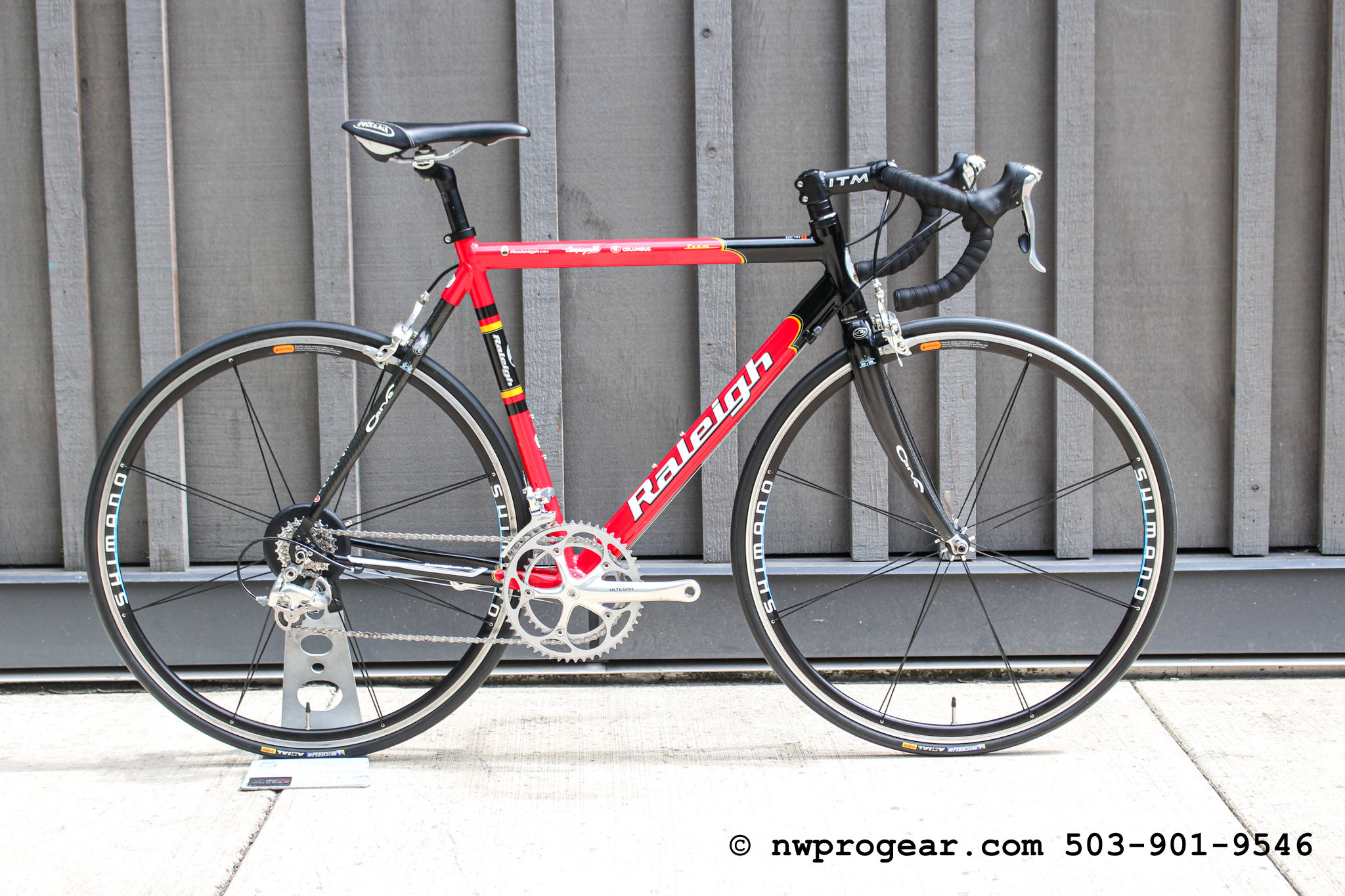 Raleigh 2003 USA Team Road Bike Ultegra 2x9 Carbon Fork/Seatstays 53cm