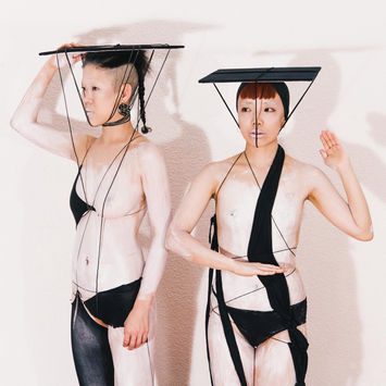 Японский дуэт «Group A» посетил Москву