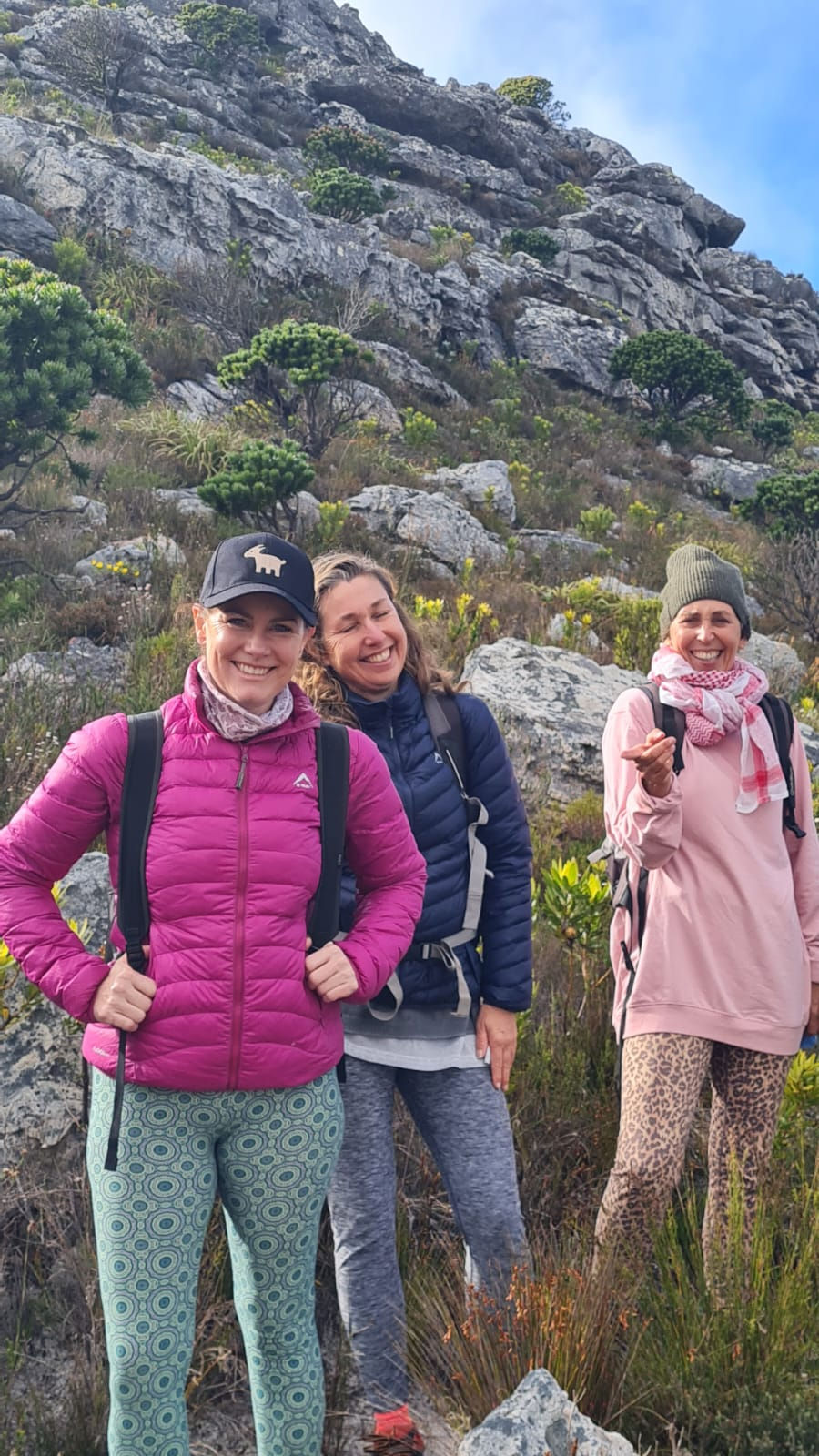 Inge, Lindsay and I on mountain