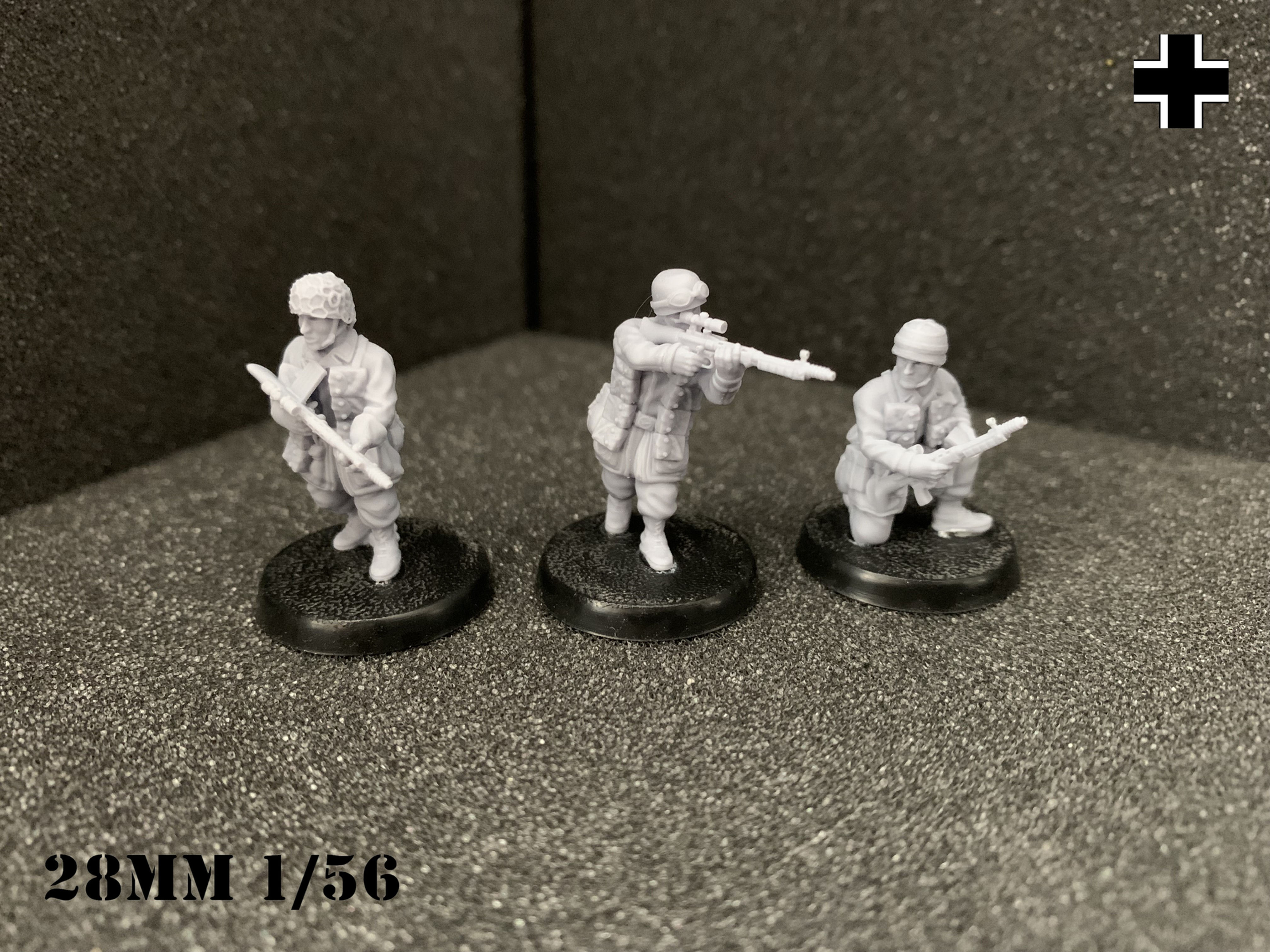 German Fallschirmjäger FG42 Scoped team