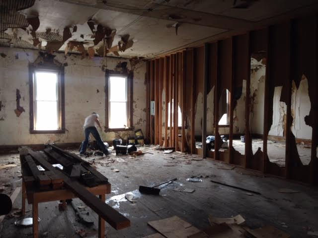 109 before living.jpg