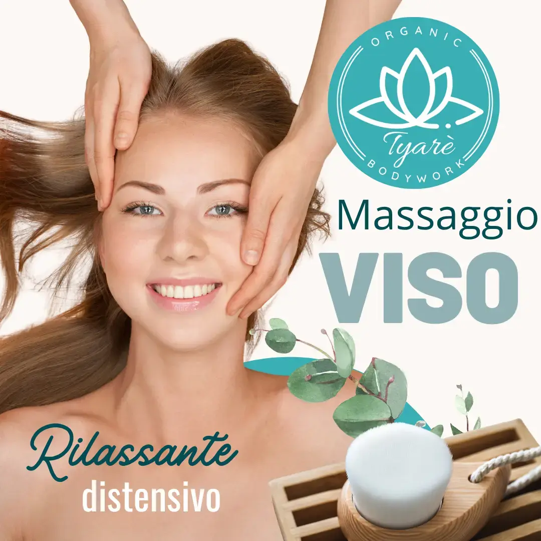 Operatrice Tyarè che esegue un massaggio rilassante e distensivo al viso su cliente distesa