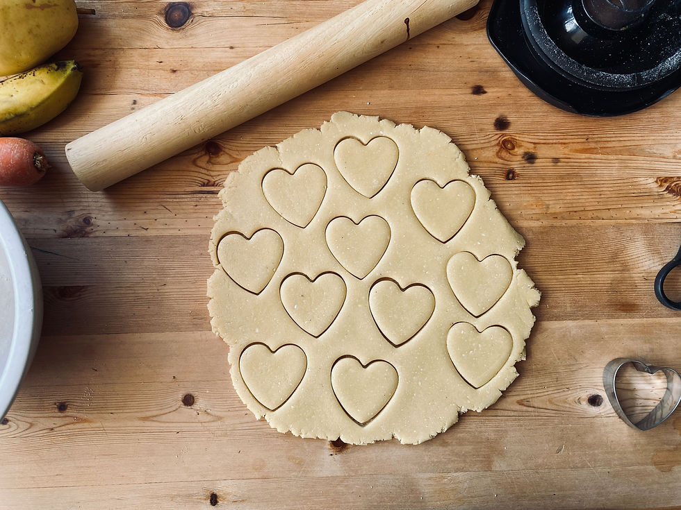 Çocuklara kurabiye.