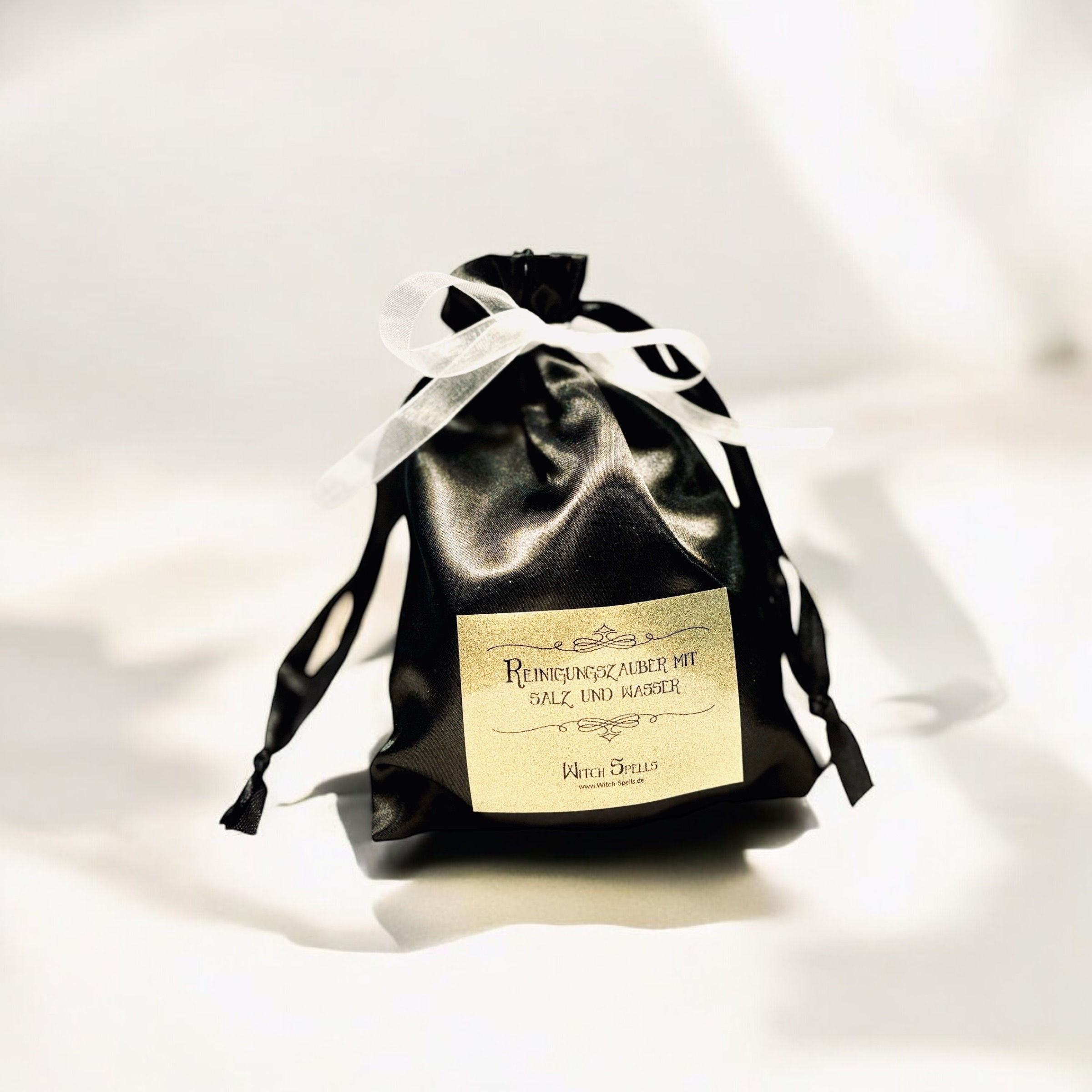 Reinigungszauber mit Salz und Wasser