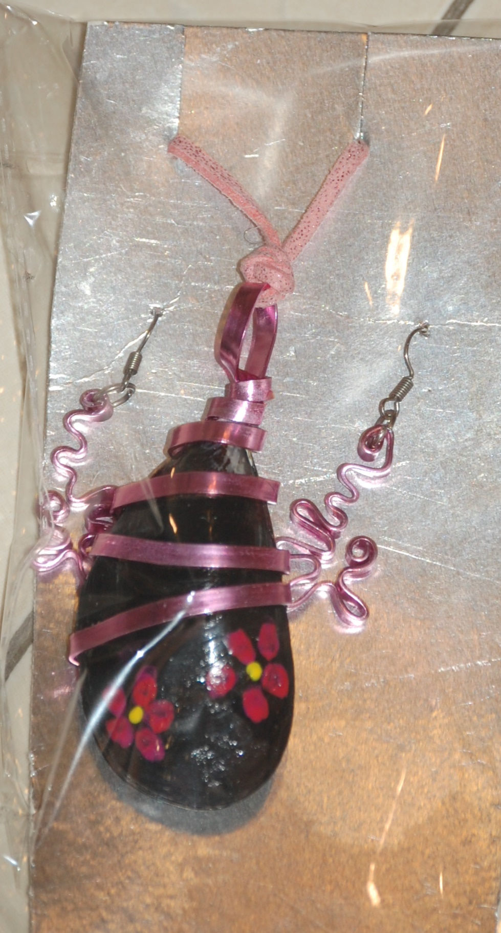 conjunto pendientes y colgante