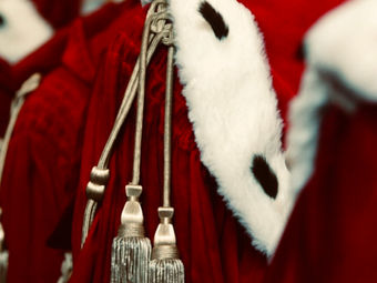 PRESUNZIONI, PROVE LEGALI E ANCORA “DERIVE” DA CODICE ROSSO: C’È UN GIUDICE A BERLINO?