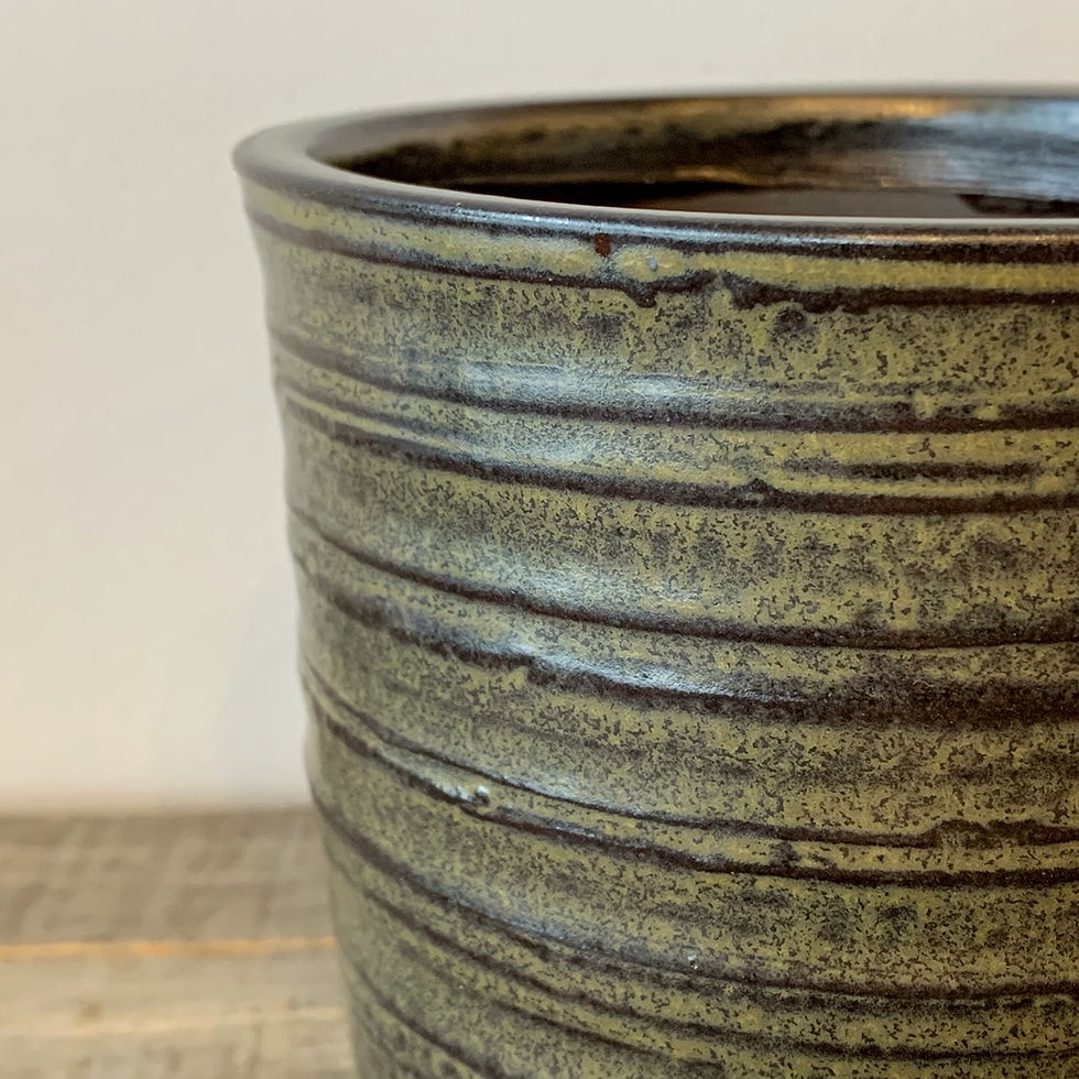 サムネイル： Daidara Pot L「深緑」