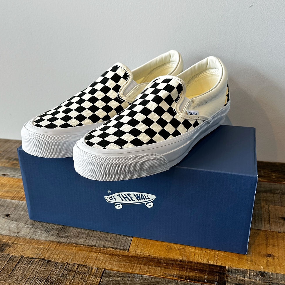 サムネイル： VANS PREMIUM   Lx Slip-On Reissue 98 (VN000CSE2BO）