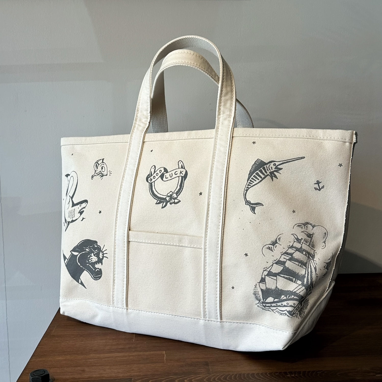 Cloveru®  SHO WATANABE ART TOTE 26