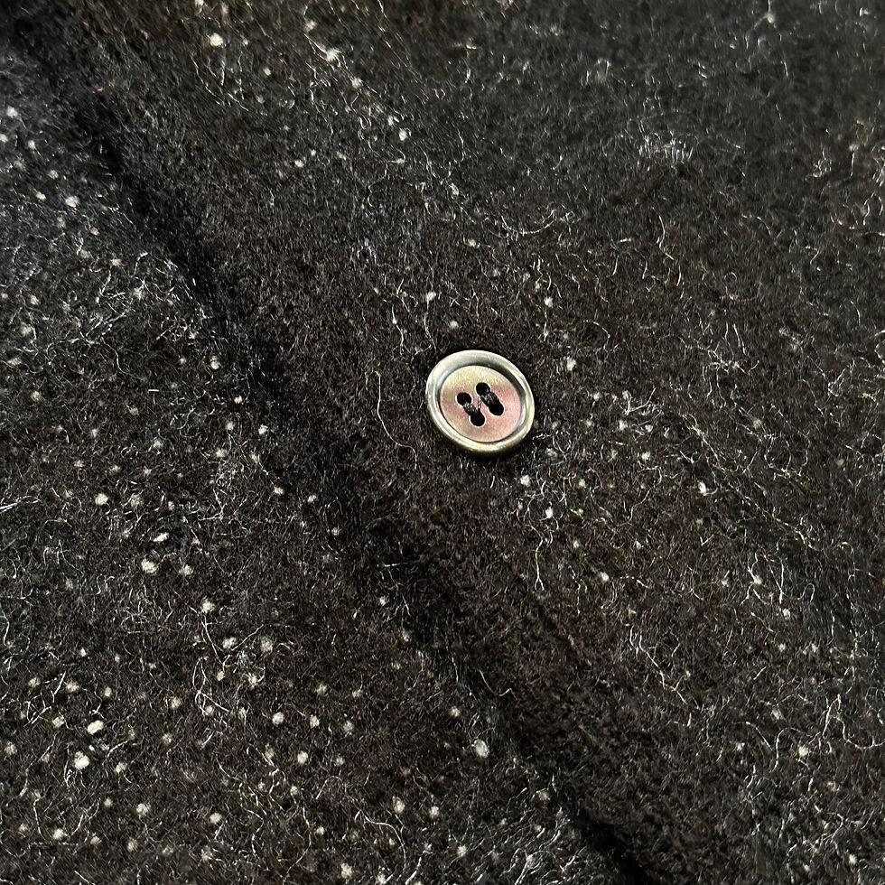 サムネイル： THRIFTY LOOK / RAGLAN SLEEVE SOUVENIR CARDIGAN