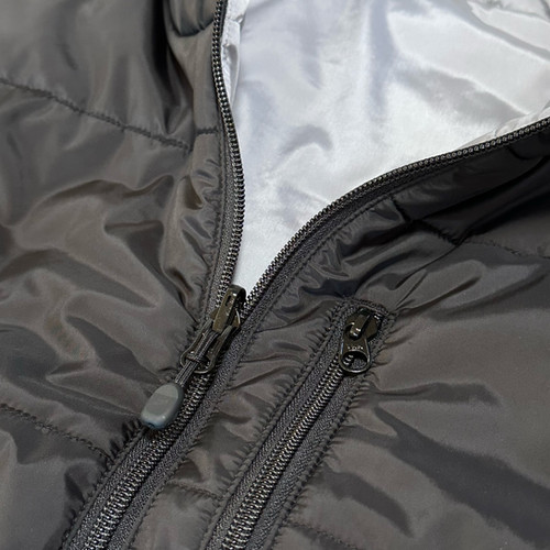 Cloveru® Urban Reversible Vest（Black / Gray） | BIZARRE GREEN