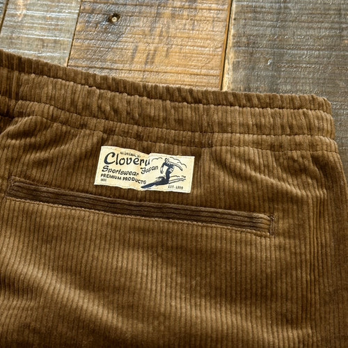 Cloveru® Corduroy Classic Shorts | BIZARRE GREEN