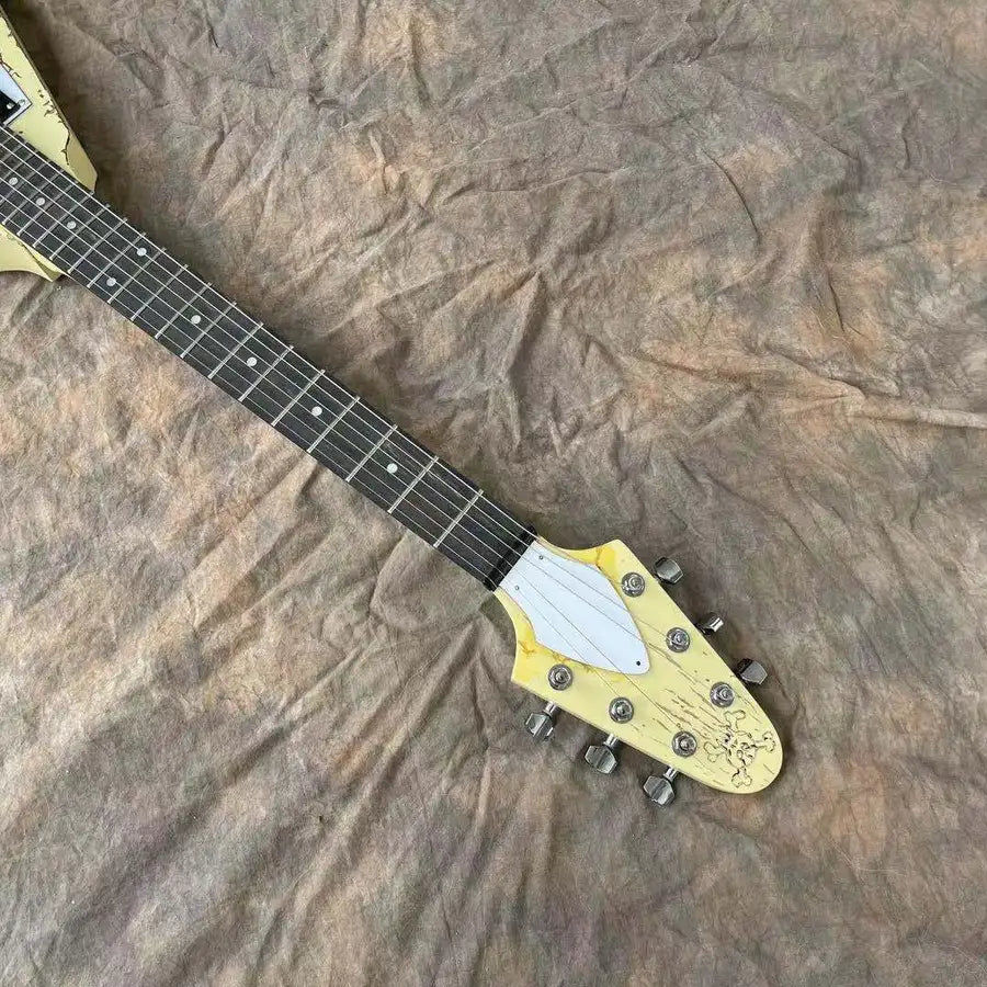 섬네일: 2021 New style.V shape Electric Guitar with relics,Rosewood fingerboard,relics b