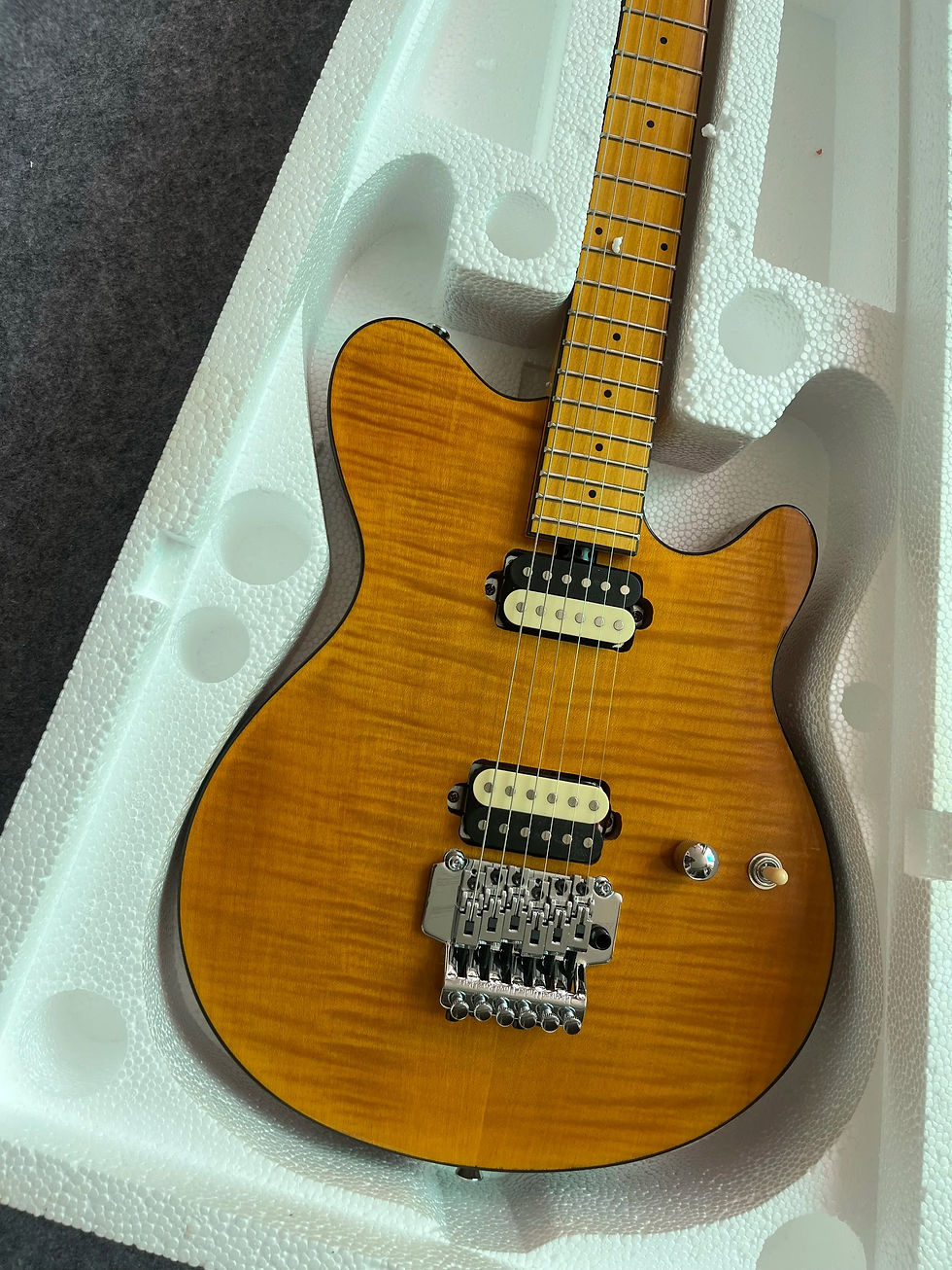 Miniatyrbilde: Send in 3 days Excellent workmanship Top Les standard guitar LP Paul Electric Gu