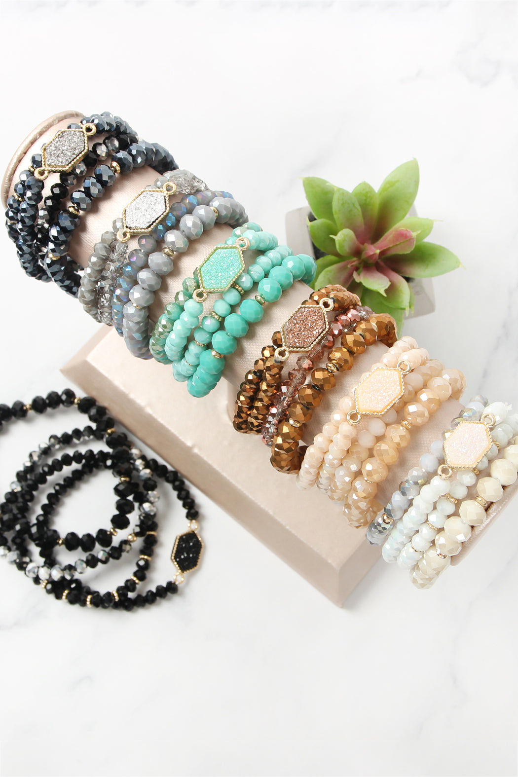Hdb2227 - Druzy Stone Hexagon Glass Beads Bracelet