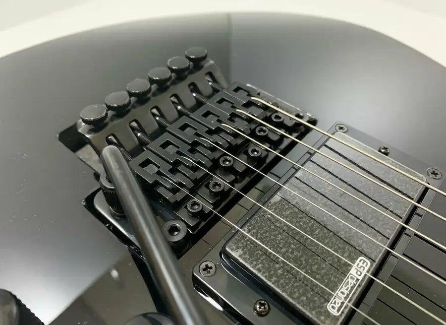 Miniaturbild: ESP Ltd Kh - 202 Blk Noir Kirk Hammet Metallica Signature Guitare Électrique