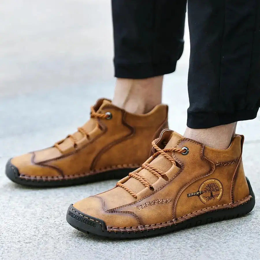 Thumbnail: Comfortable Casual Leather Shoes Men Sneakers Leather Loafers Handmade Men Shoe 