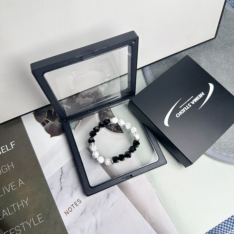 Miniatyrbild: Bracelet non décolorant fait à la main Accessoires assortis